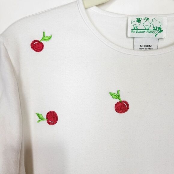 Vintage Quacker Factory Cherry Embroidered White Short Sleeve Tee - Picture 2 of 5